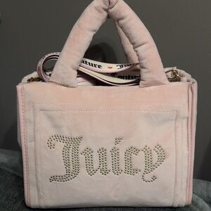 Viral JC velour tote